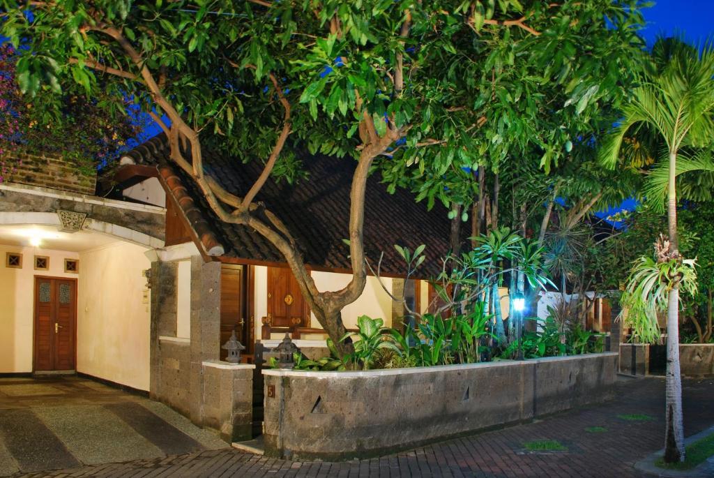 Taman Ayu 212 Otel Denpasar Dış mekan fotoğraf