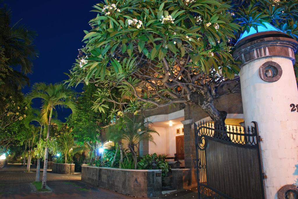 Taman Ayu 212 Otel Denpasar Dış mekan fotoğraf