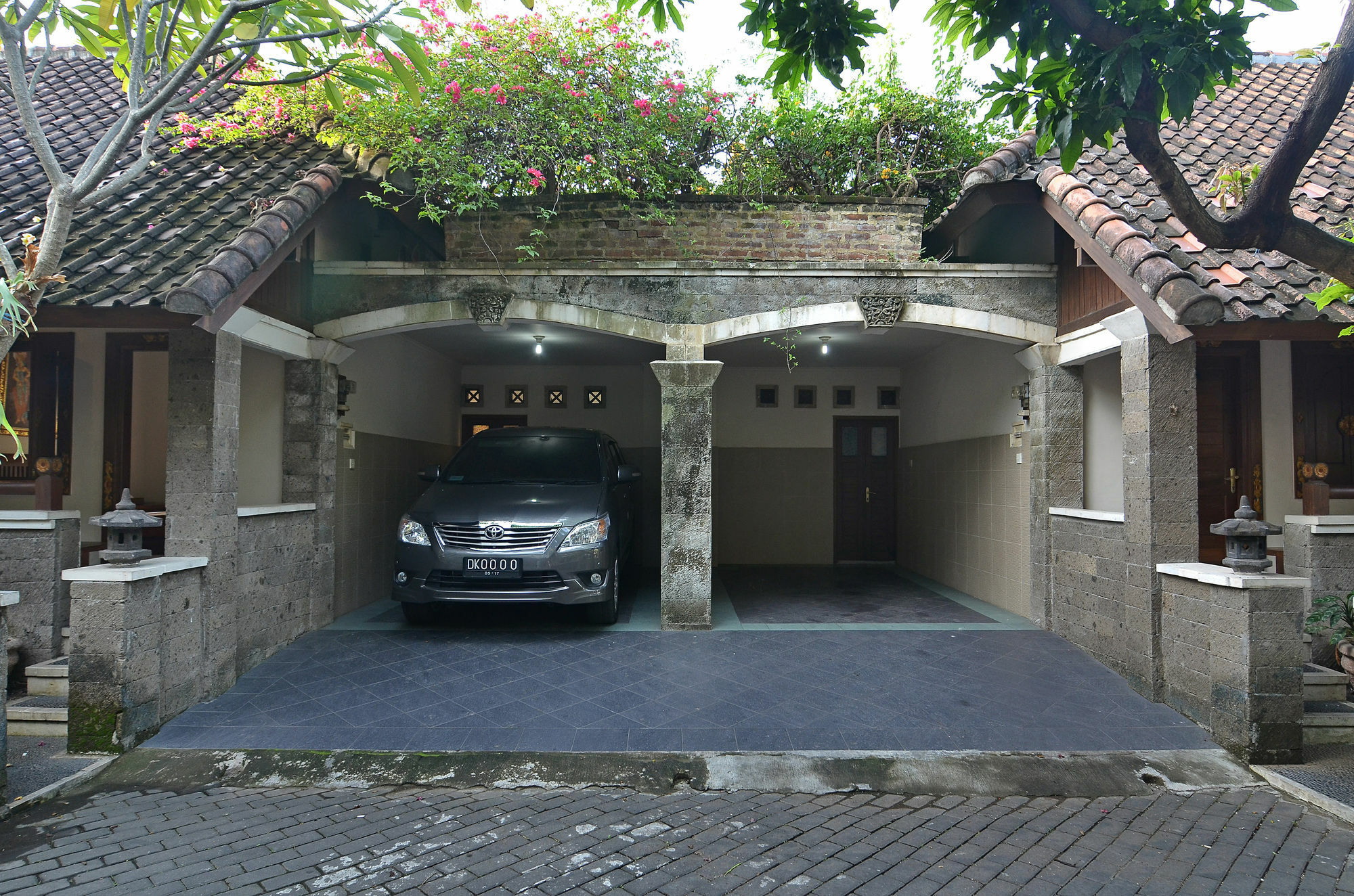 Taman Ayu 212 Otel Denpasar Dış mekan fotoğraf